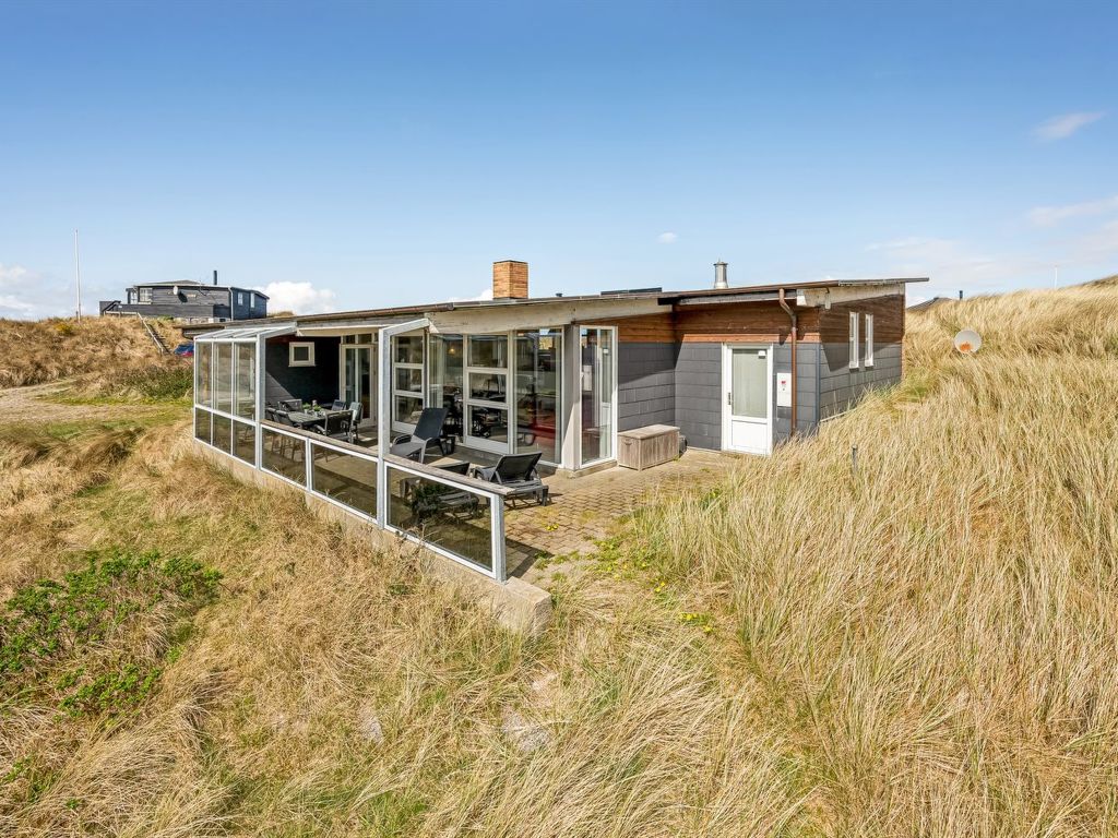 "Emelin" - 475m from the sea | Boeken bij Flickmyhouse