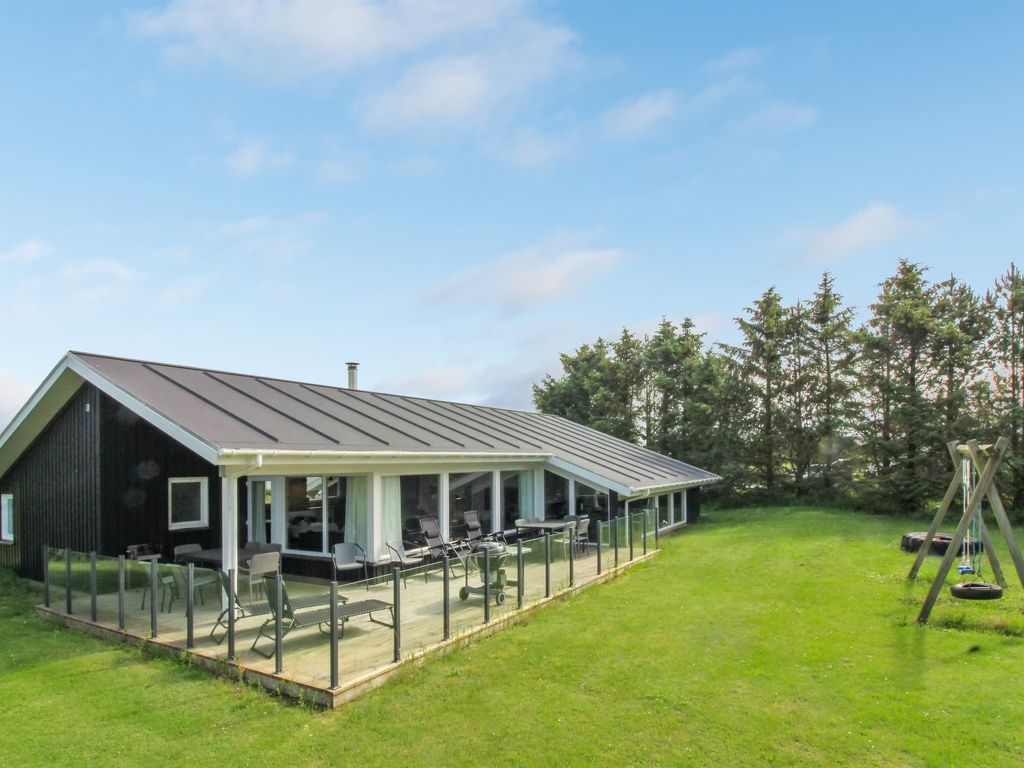 "Franke" - 1.1km from the sea | Boeken bij Flickmyhouse