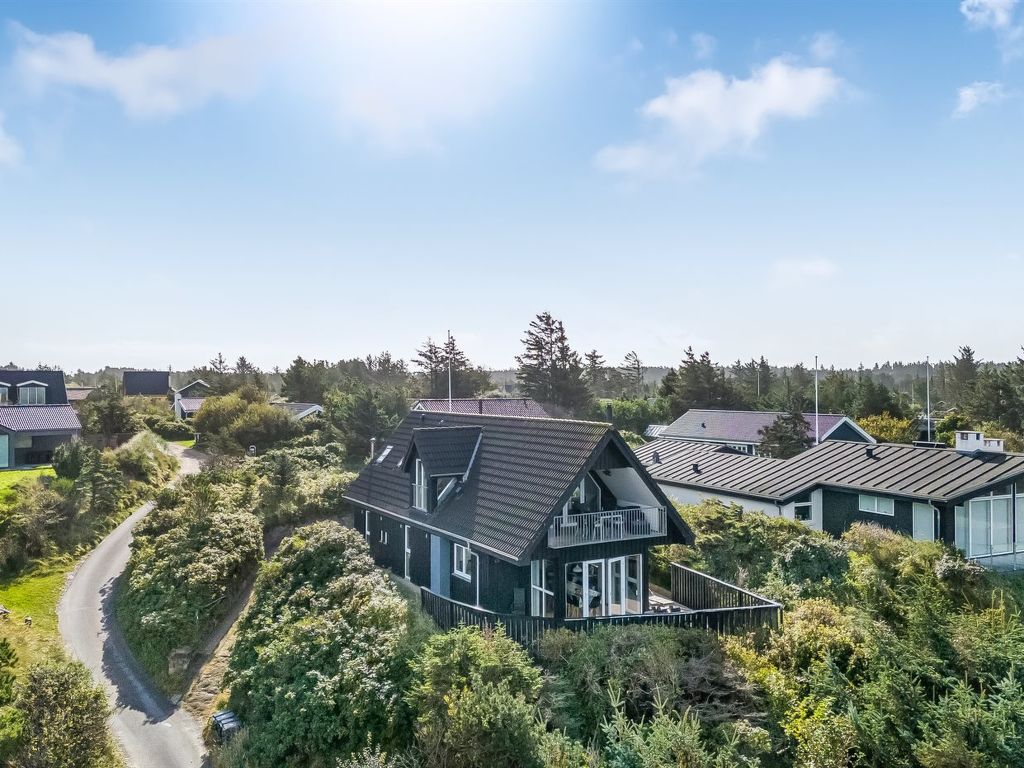 "Skamhals" - 700m from the sea | Boeken bij Flickmyhouse