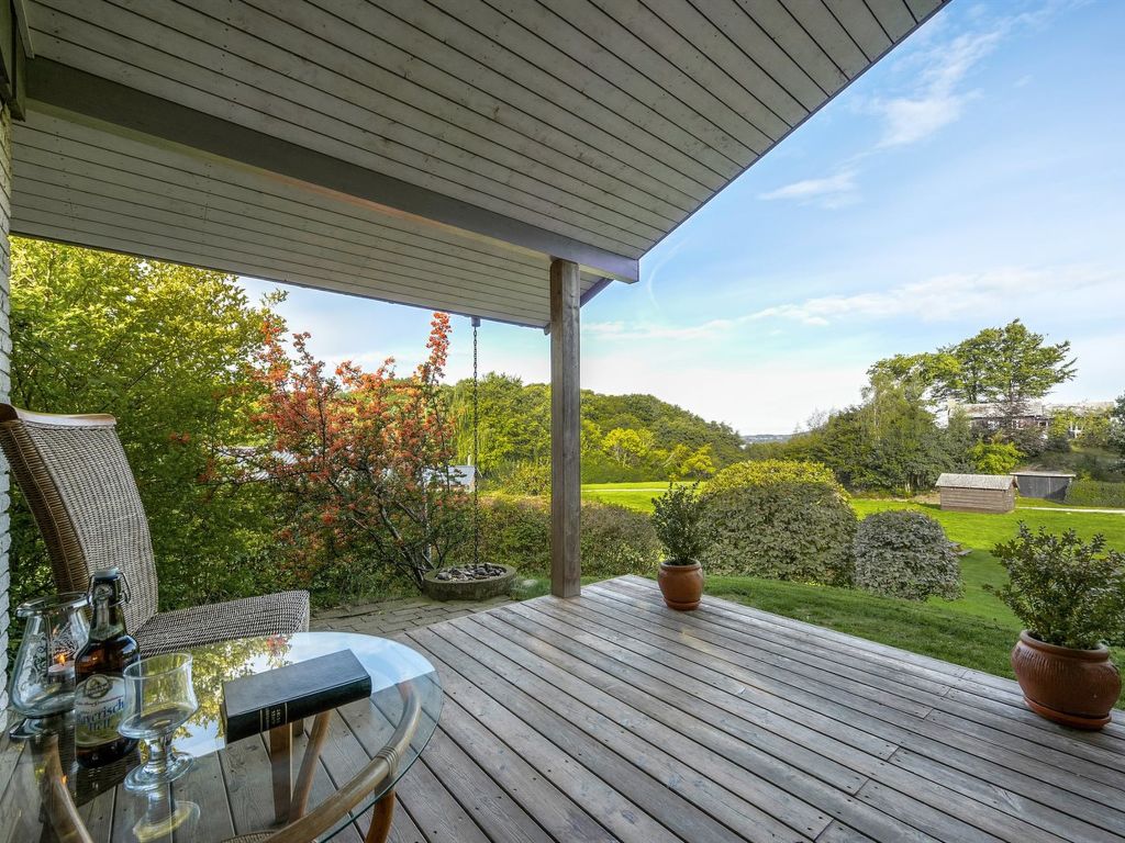 "Freding" - 250m to the inlet | Boeken bij Flickmyhouse