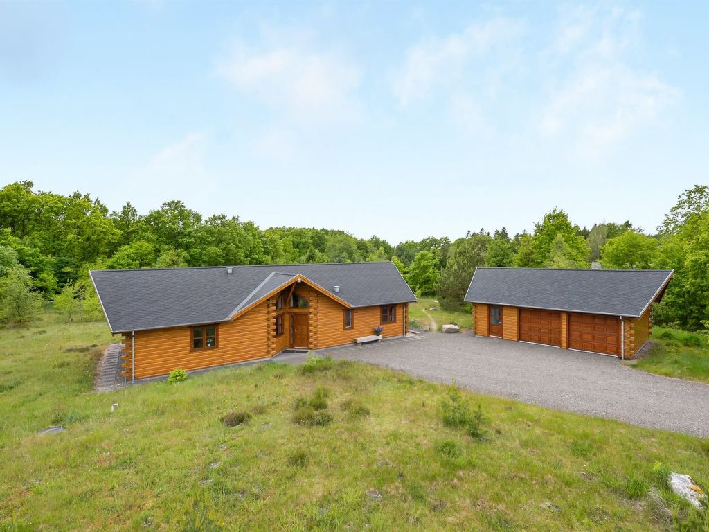 "Inguna" | Boeken bij Flickmyhouse