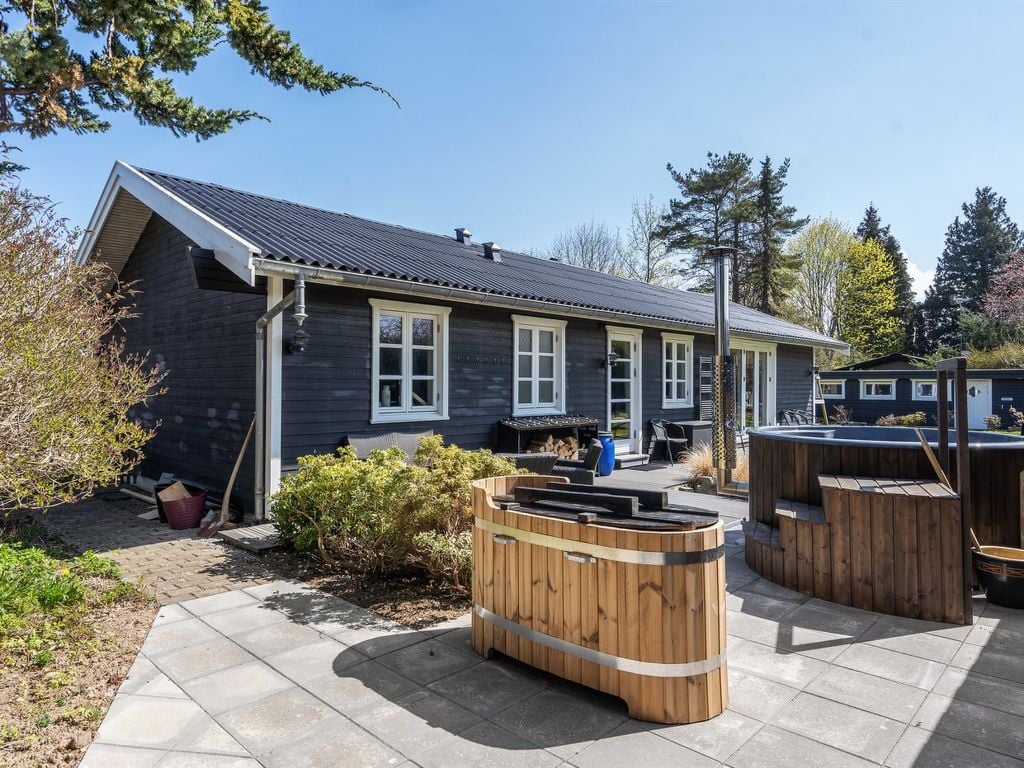 "Øllegaard" - 1km from the sea | Boeken bij Flickmyhouse