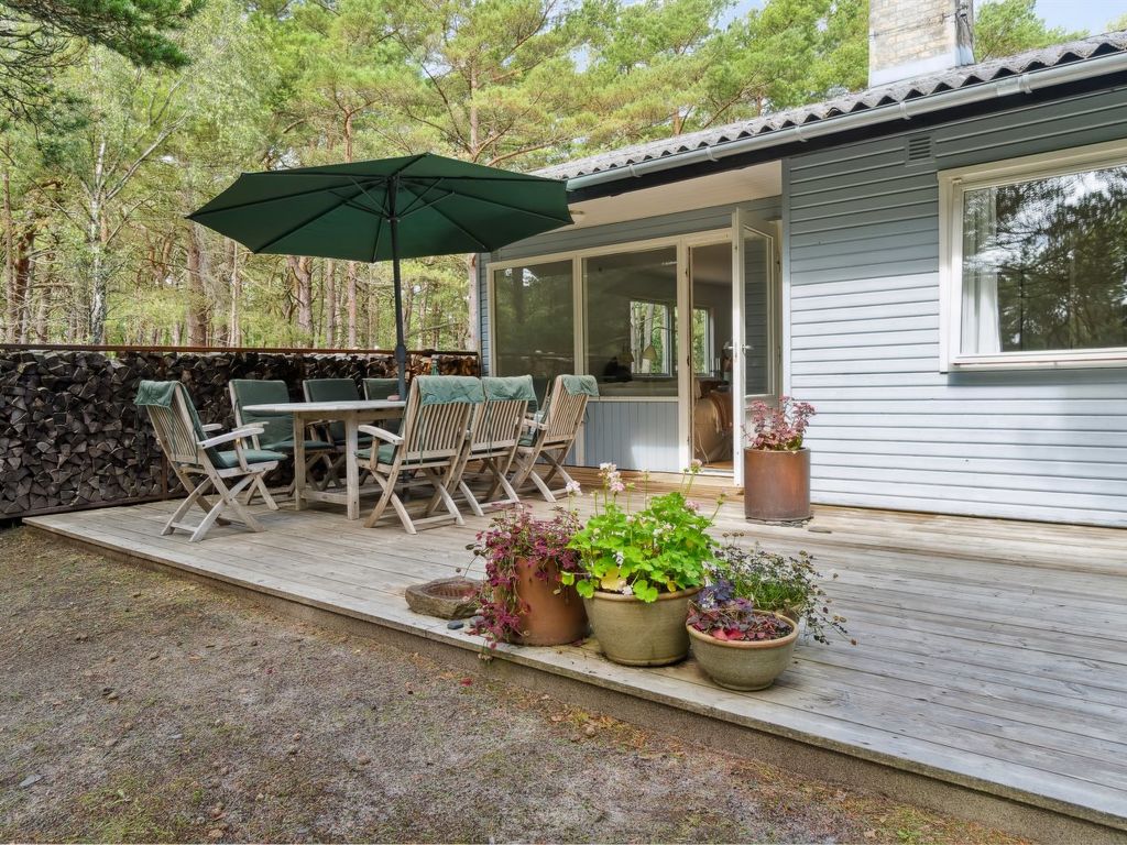 "Alita" - 300m from the sea | Boeken bij Flickmyhouse