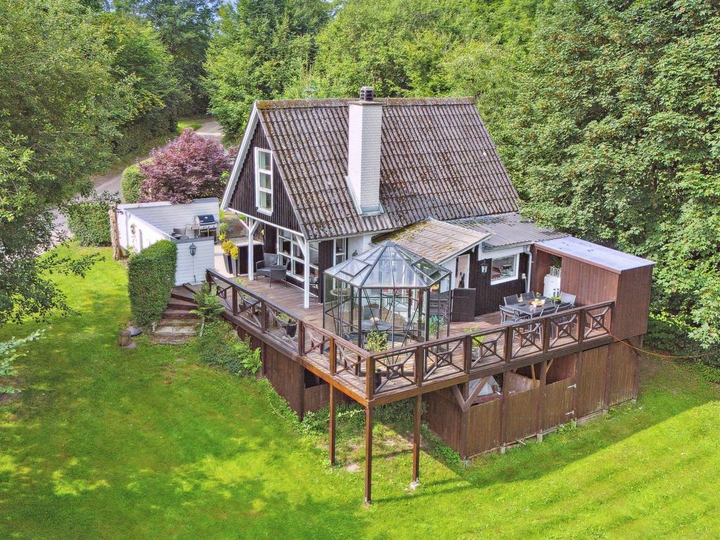 "Vesa" - 2.4km from the sea | Boeken bij Flickmyhouse