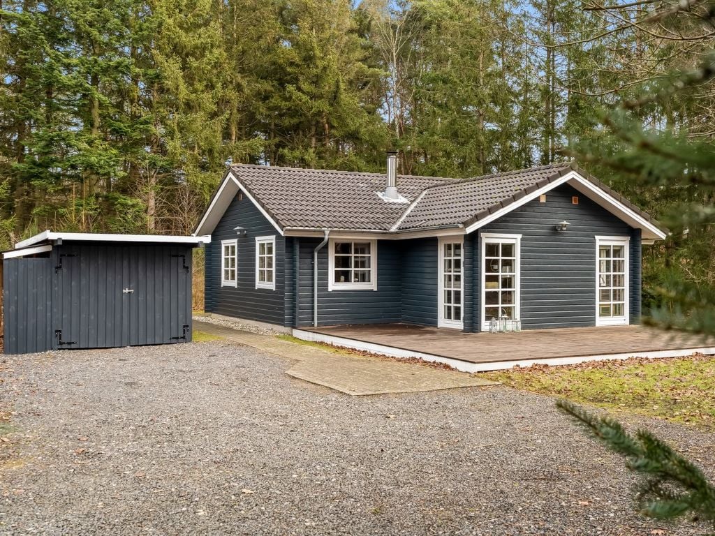 "Iorund" - 9km from the sea | Boeken bij Flickmyhouse