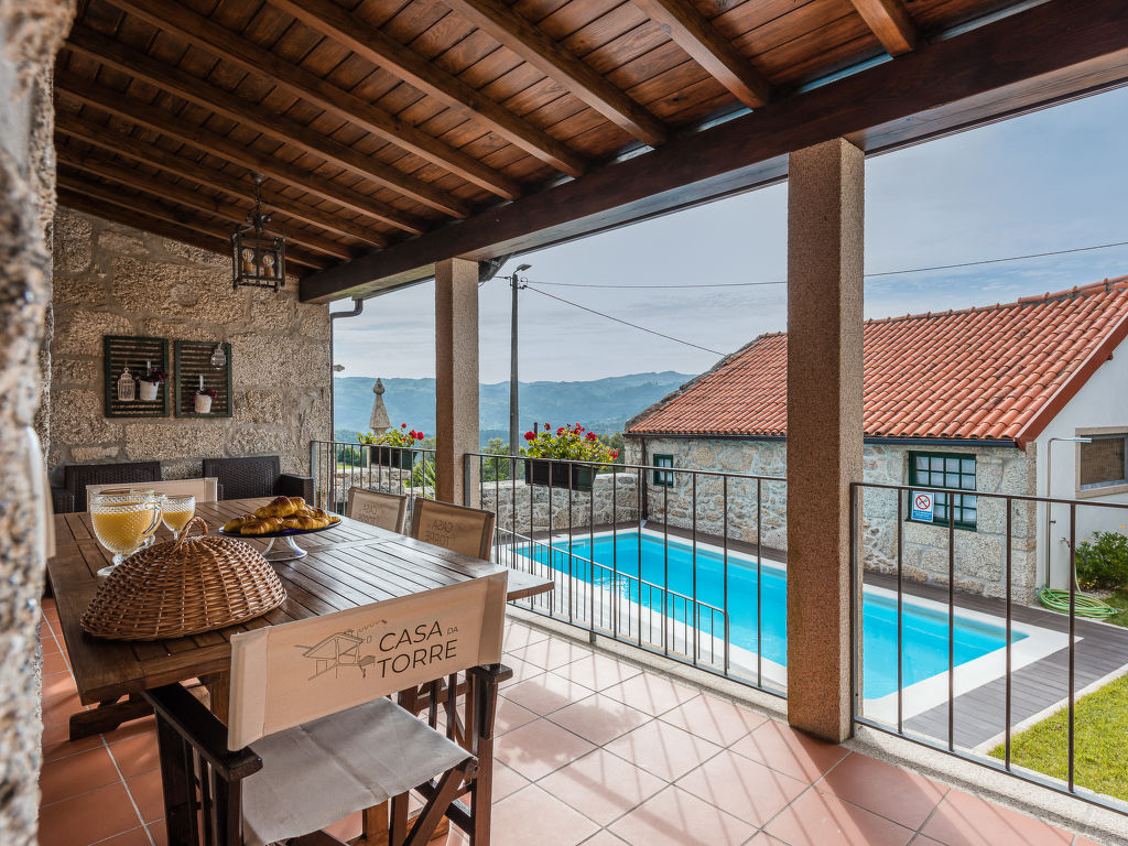 Casa da Torre | Boeken bij Flickmyhouse