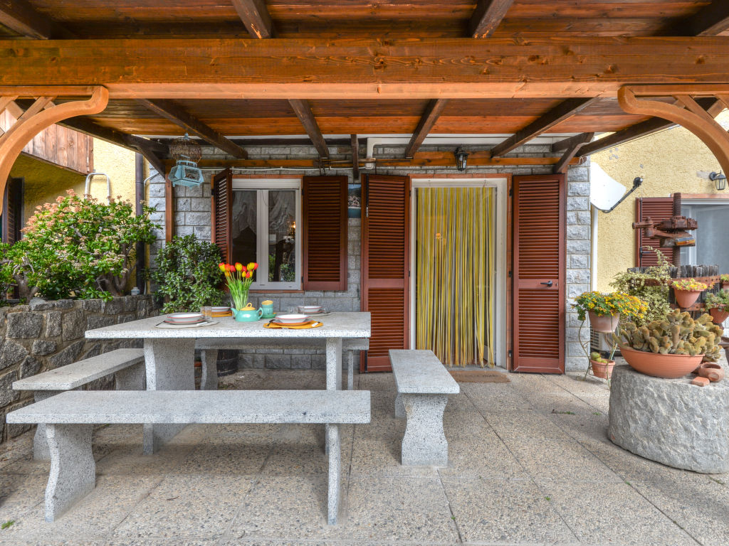 La terrazza di Pomonte | Boeken bij Flickmyhouse