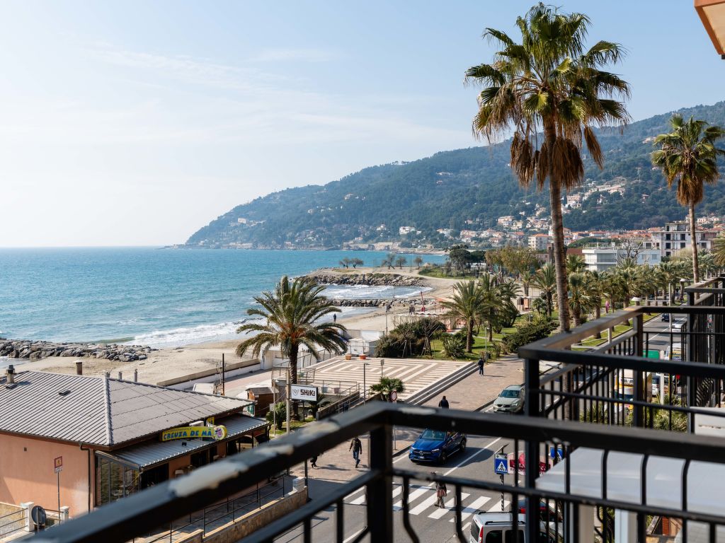 Casa sul Mare | Boeken bij Flickmyhouse