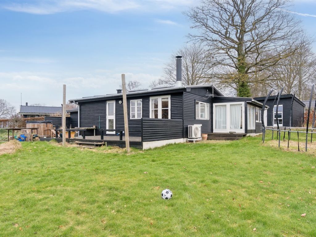 "Todor" - 400m from the sea | Boeken bij Flickmyhouse