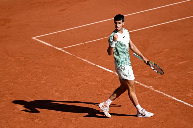 Boek Roland Garros 2025 tennis: 2e ronde Court Philippe-Chatrier (Eigen vervoer - 2 daagse) 6 Categorie 2 - avondsessie via Flickmyhouse