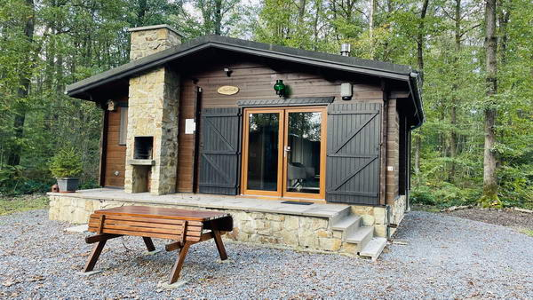 Chalet voor 4 personen op vakantiepark Village de Vacances Oignies