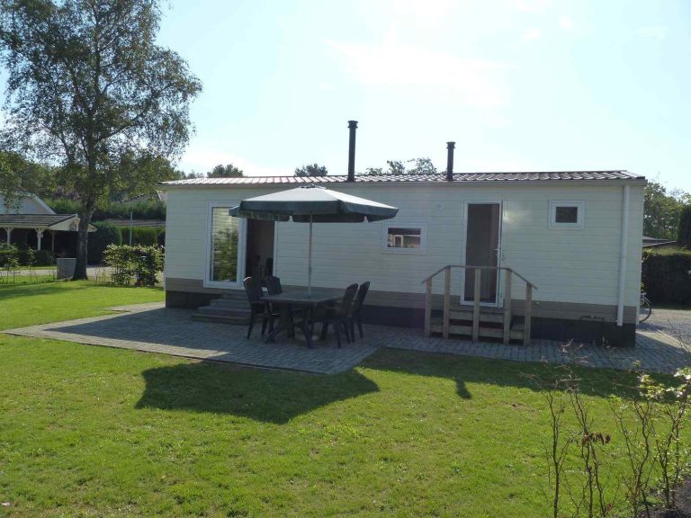 Basic 4 persoons chalet op een vakantiepark in Baarle Nassau