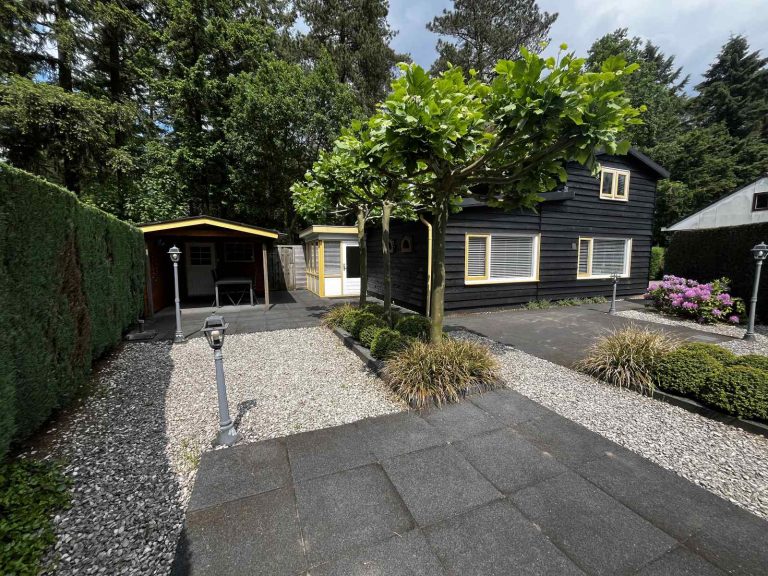 Ruime bungalow voor 2 personen op camping Boslust in Putten