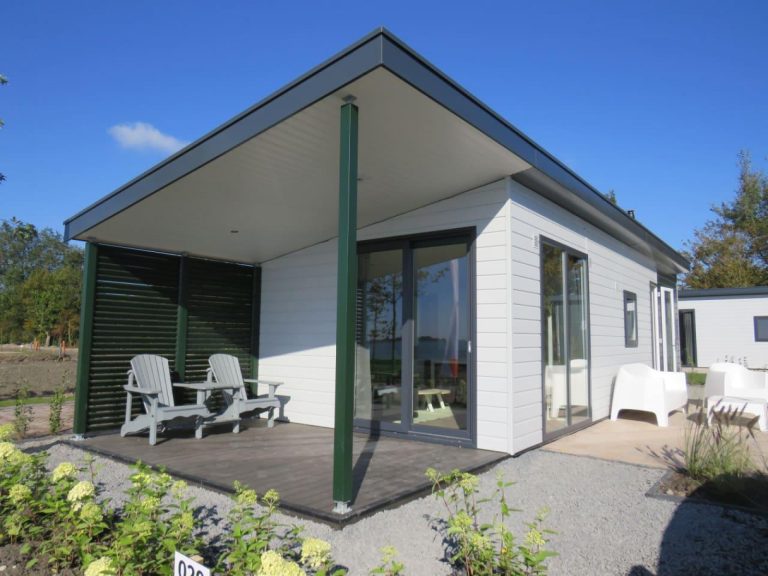 Sfeervol 4 persoons chalet op gezellig vakantiepark aan het Markermeer