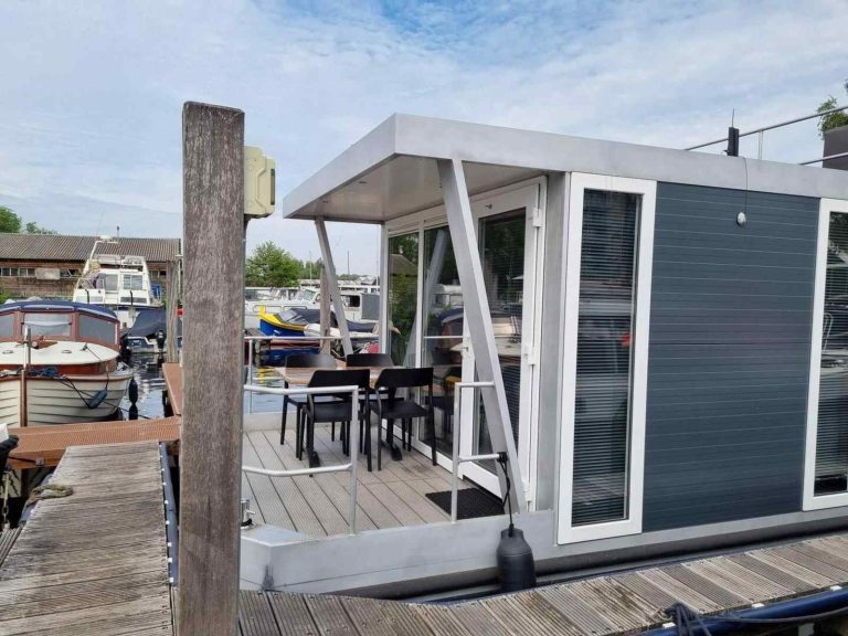 Havenlodge voor 4 personen gelegen in een jachthaven van Amsterdam