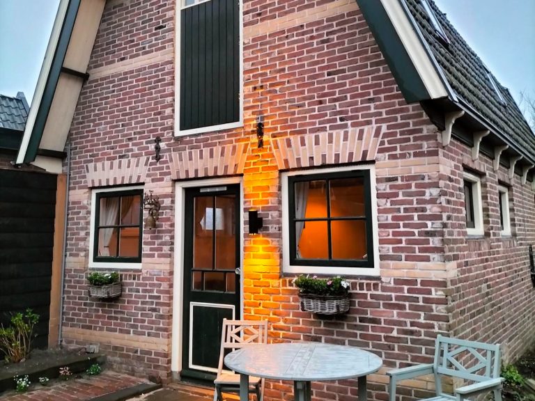 Sfeervol 2-persoons vakantiehuis met hottub in Sint Pancras