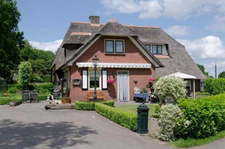 Gezellige 6 persoons vakantieboerderij met sauna en hottub op vakantiepark Mölke