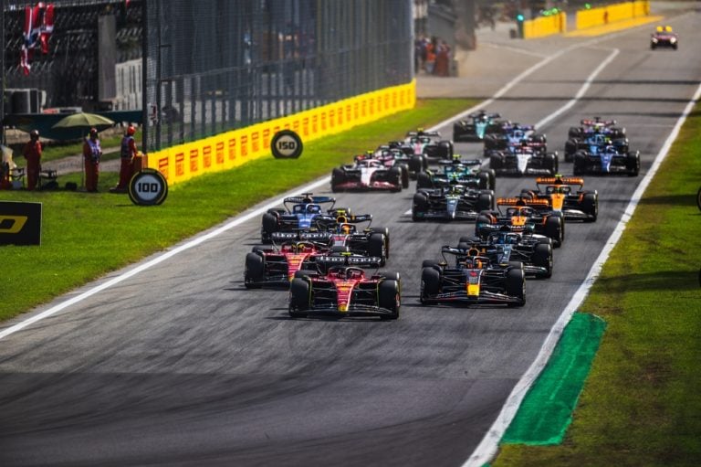 Boek Formule 1 reizen GP Italië Monza (Eigen vervoer) 4 Prima Variante 8B via Flickmyhouse