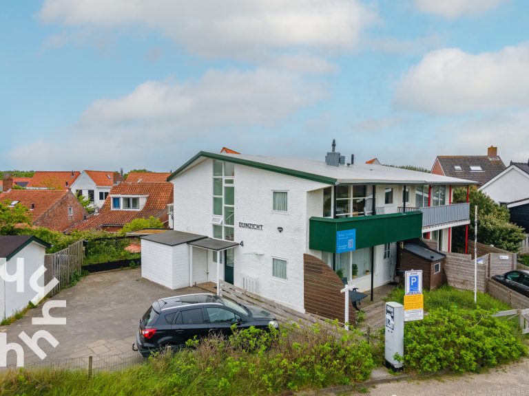 Comfortabel 4-persoons appartement met balkon onderaan de duinen in Domburg