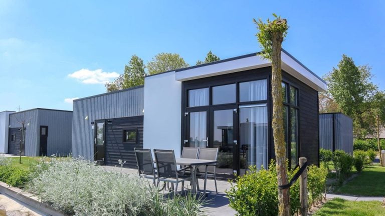 Modern 4 persoons vakantiewoning op een vakantiepark in Nieuwvliet