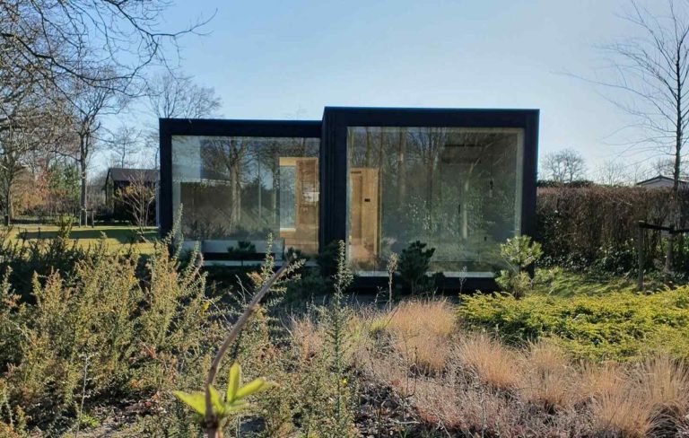 Superleuk 6 persoons Cabin in Ouddorp en dichtbij het Noordzeestrand