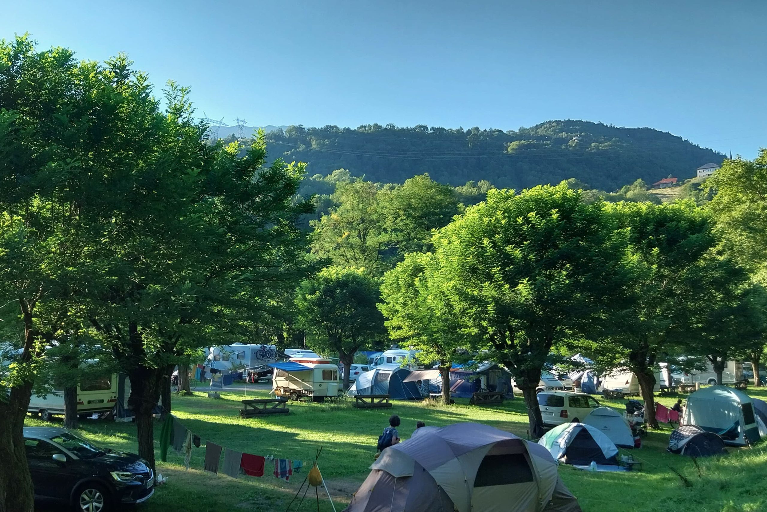 Camping Les Adoubes Onlycamp | Reserveren bij Flickmyhouse