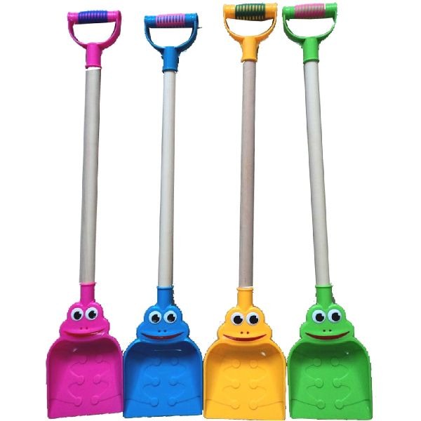 Plastic Schep Kikker met Houten Steel 76cm | Kopen bij Flickmyhouse