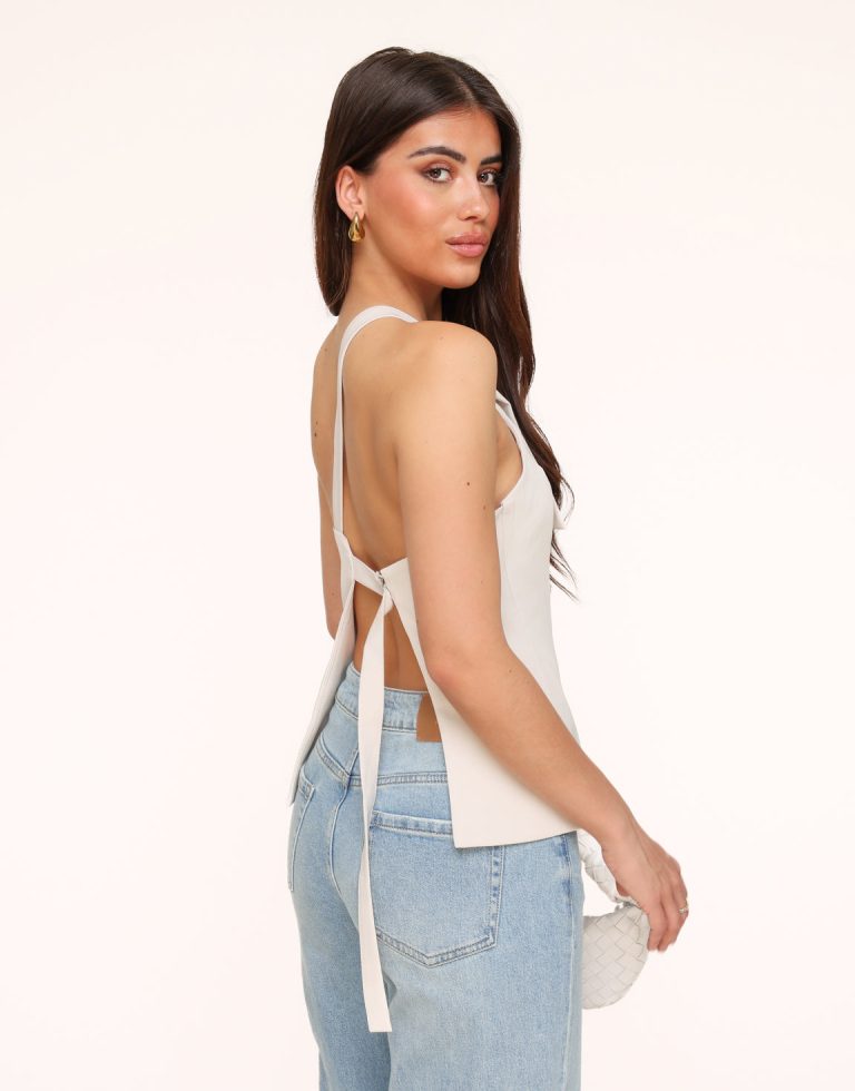 Beige Asymmetrische Open Rug - Top | Olivia & Kate