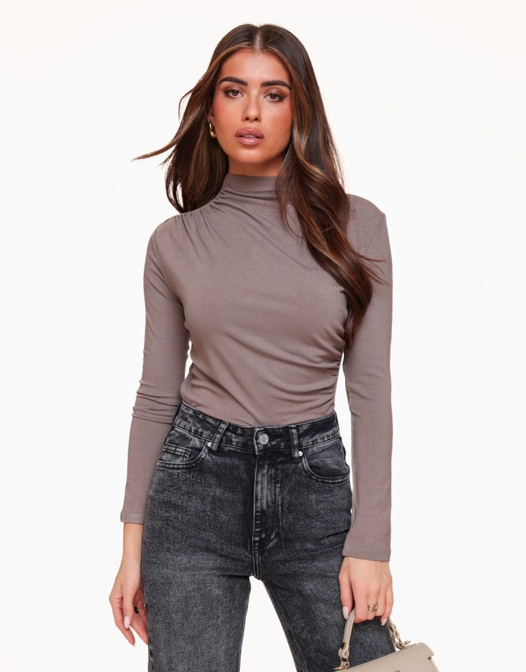 Taupe Hoge Hals Gedrapeerde LS - Top | Olivia & Kate