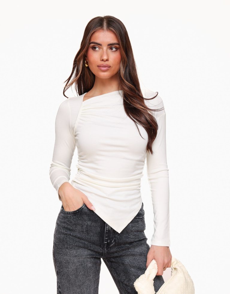 Beige Gedrapeerde LS - Top | Olivia & Kate