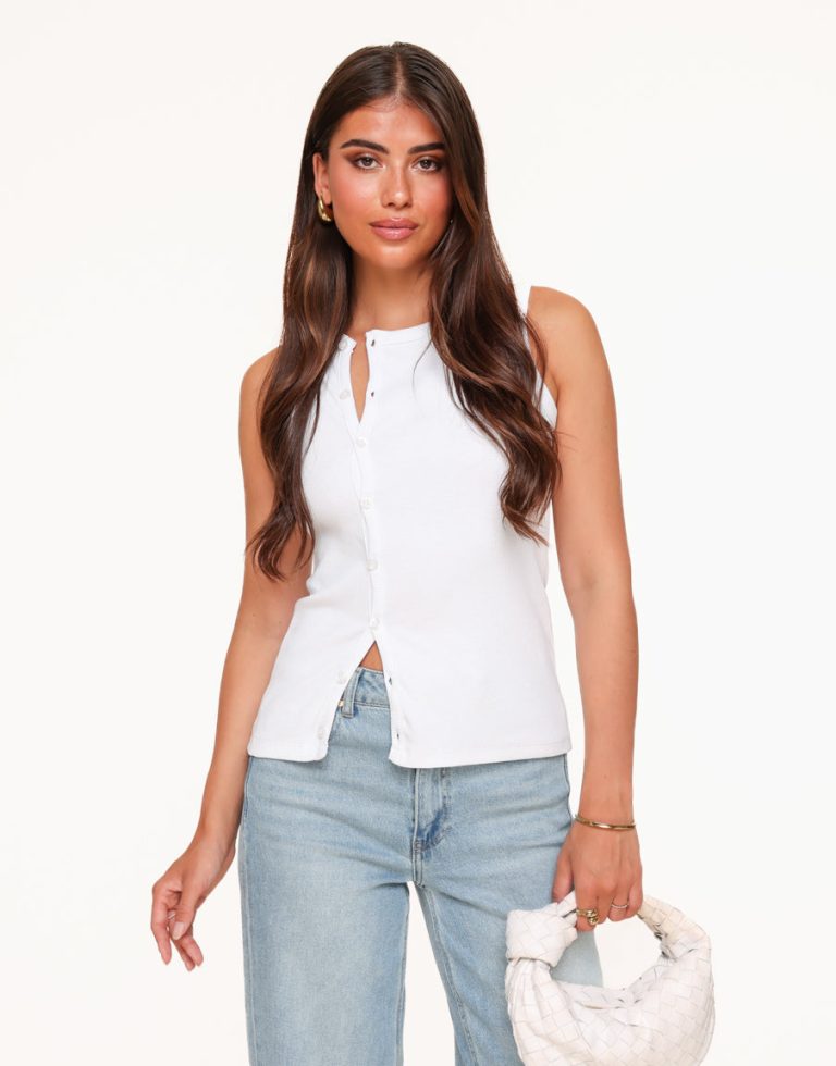 Witte Mouwloze Knopen - Top | Olivia & Kate