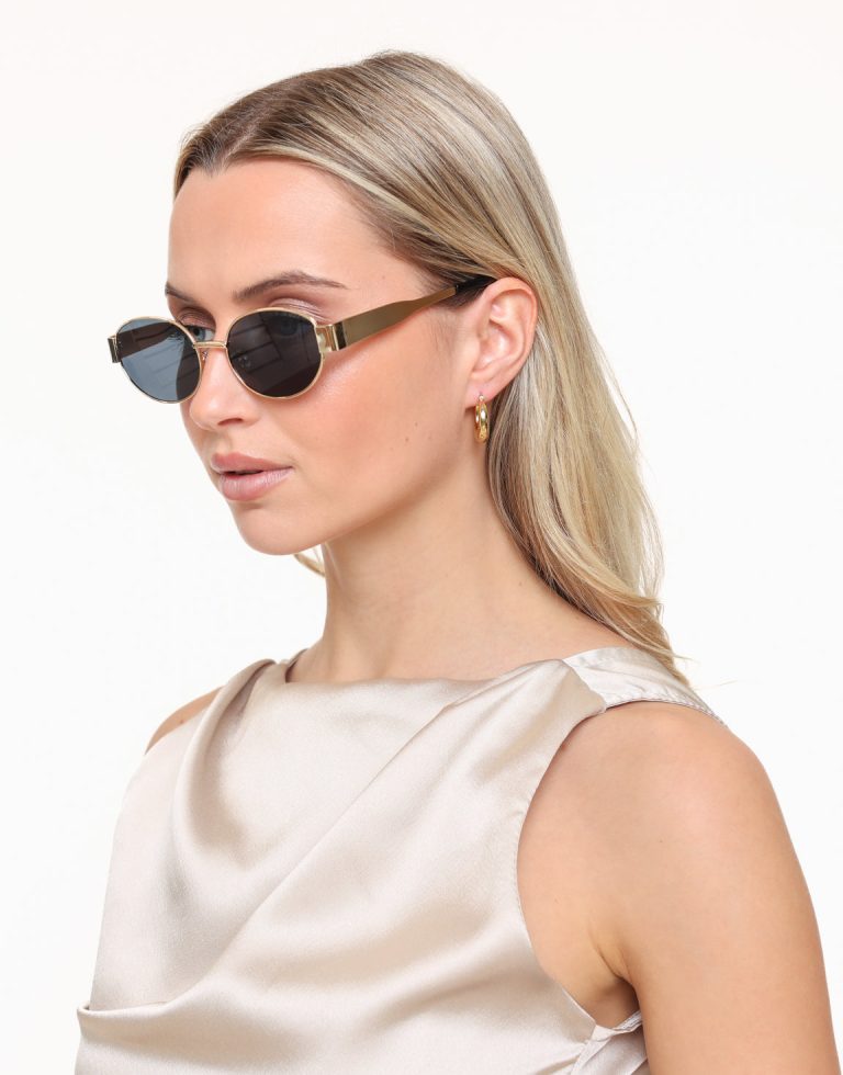 Zwarte Ovale Gouden Montuur - Zonnebril | Olivia & Kate