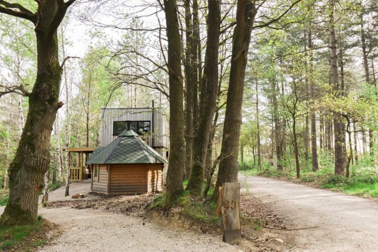 4 persoons vakantiehuisje met sauna op een park in Maaseik