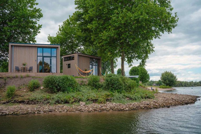 2 persoons Tiny House met uitzicht over de Nederrijn bij Maurik