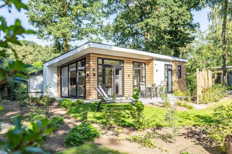Prachtig 4 persoons chalet in de bosrijke omgeving van Ede