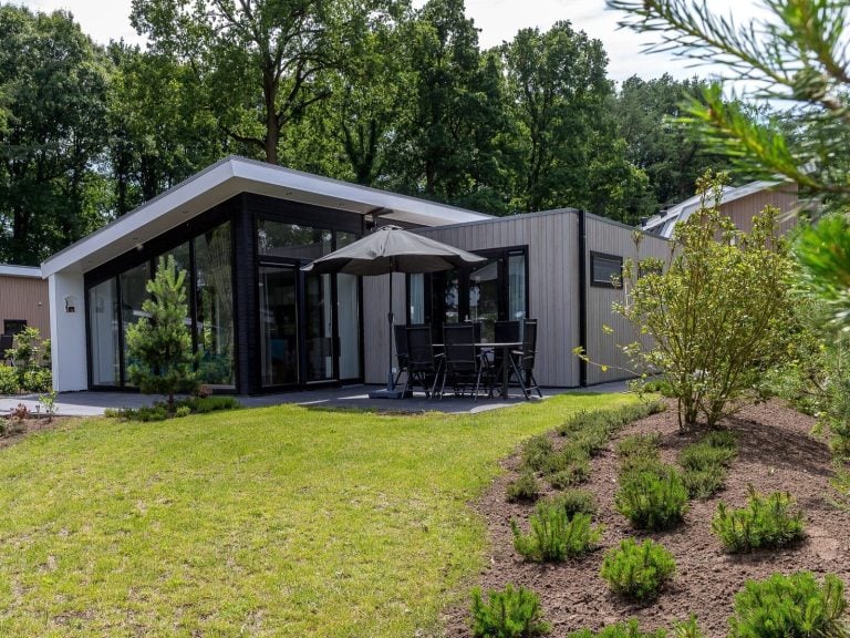 Prachtig 6 persoons vakantiewoning met sauna en hottub op de Veluwe