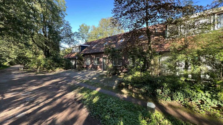 8 persoons woning met sauna en geschikt voor mindervalide in de bossen in Winterswijk