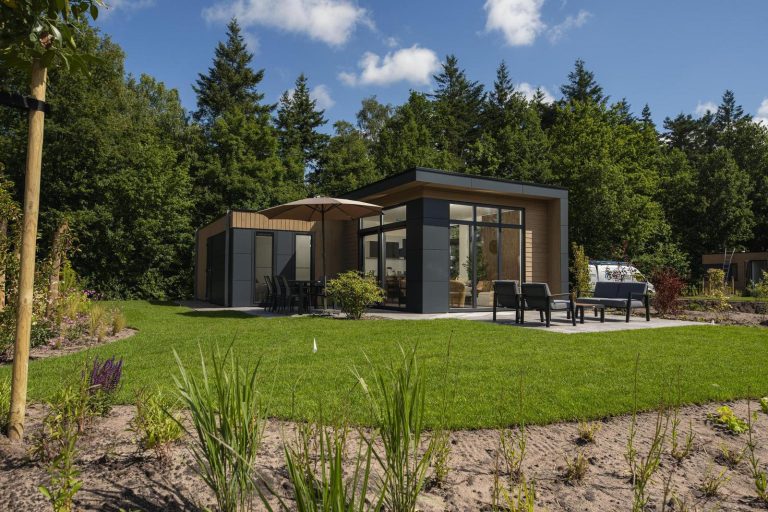 Comfortabel 6 persoons vakantiehuis met airco gelegen op een vakantiepark in Lieren