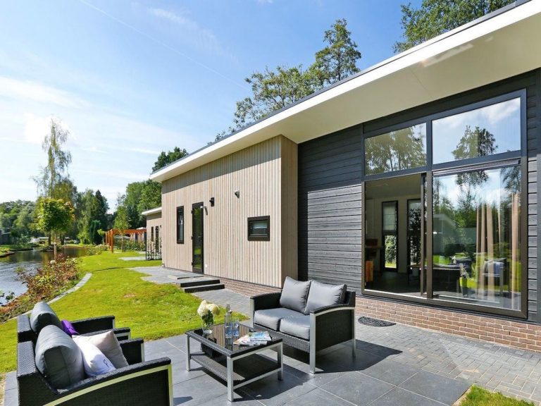 Luxe en modern 4 persoons vakantie-lodge in de Achterhoek nabij Lochem