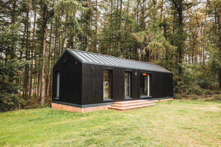 2 persoons cabin met zicht op het bos op vakantiepark Wilsumer Berge