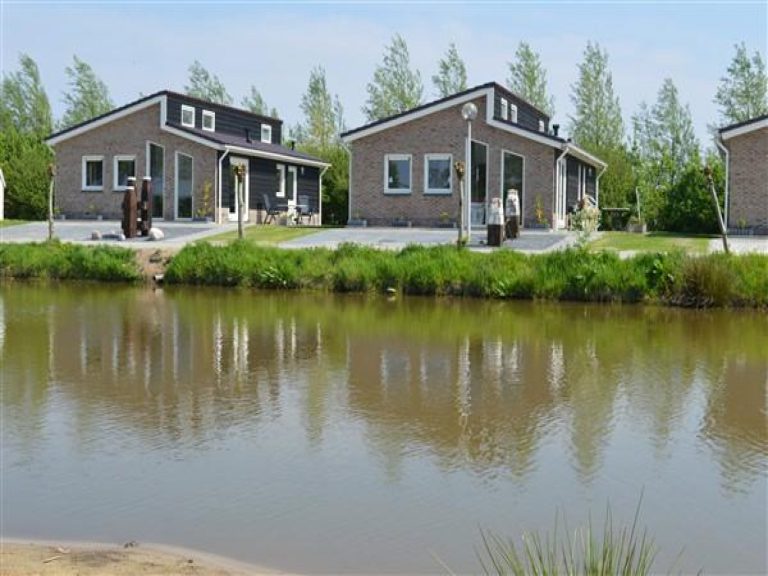 Comfortabel 6 persoons vakantiehuis met sauna vlakbij de Wieden en de Weerribben.