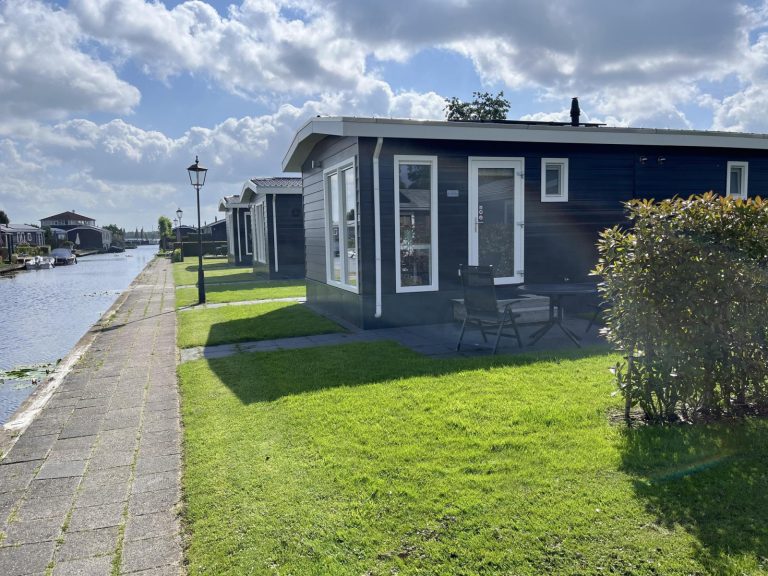 Comfortabele 2 persoons studio aan de gracht in Giethoorn