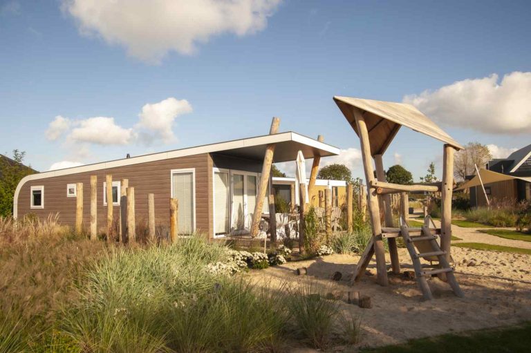 Luxe 6-persoons Beach Loft met IR-sauna nabij het strand van Nieuwvliet-Bad