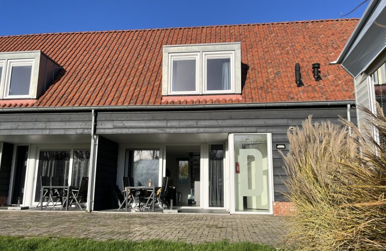 Mooie 4-persoons vakantiewoning met terras in Aagtekerke