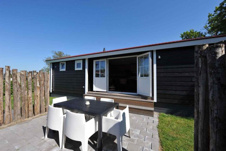 Luxe 6-persoons vakantiechalet nabij het strand van Nieuwvliet-Bad