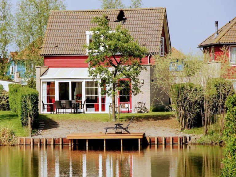 Luxe 6 persoons vakantiehuis met sauna in Zeeland