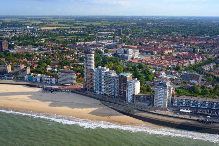 4-persoons strand-appartement met zeezicht aan de Boulevard van Vlissingen
