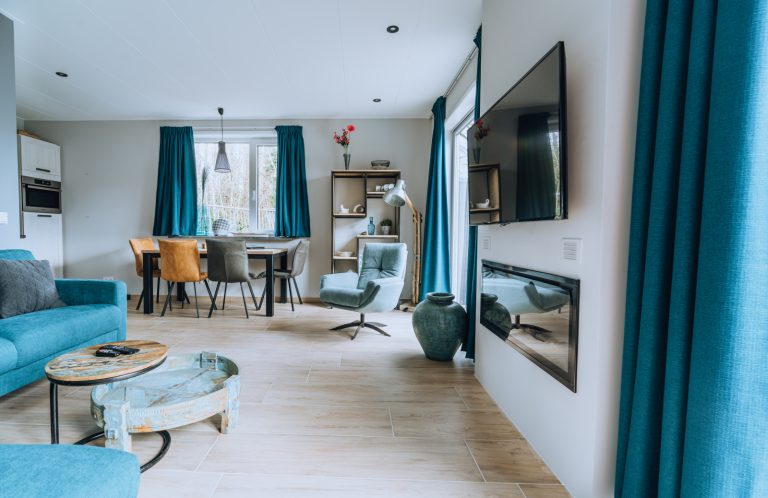 Unieke 16-persoons groepsaccommodatie in Ouddorp vlakbij centrum en strand