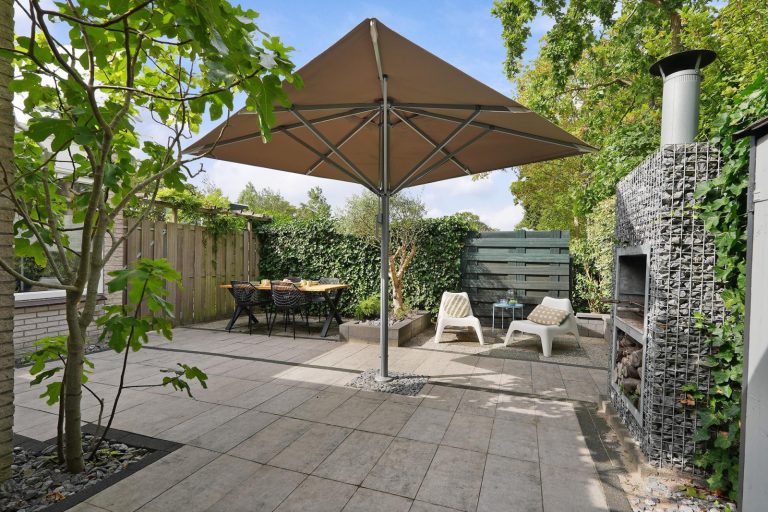 Comfortabele 4-persoons bungalow in Ouddorp vlakbij het strand