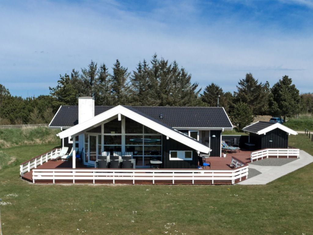 "Domna" - 800m from the sea | Boeken bij Flickmyhouse